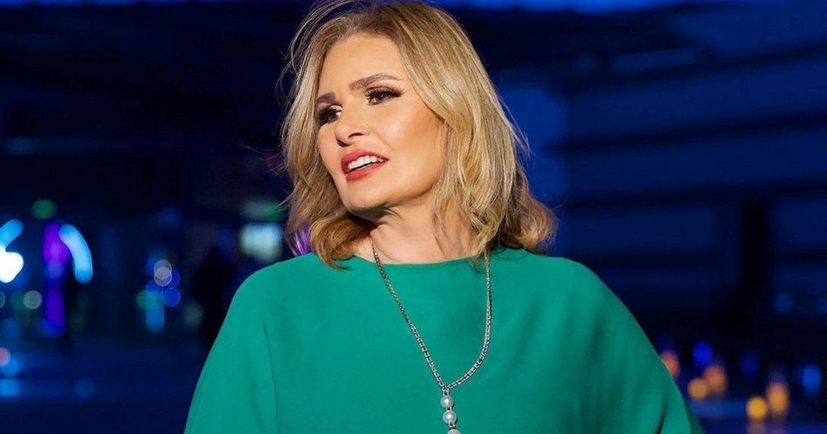 شاهد .. سعر خيالي لـ فستان يسرا من دار Valentino خلال تواجدها في قطر