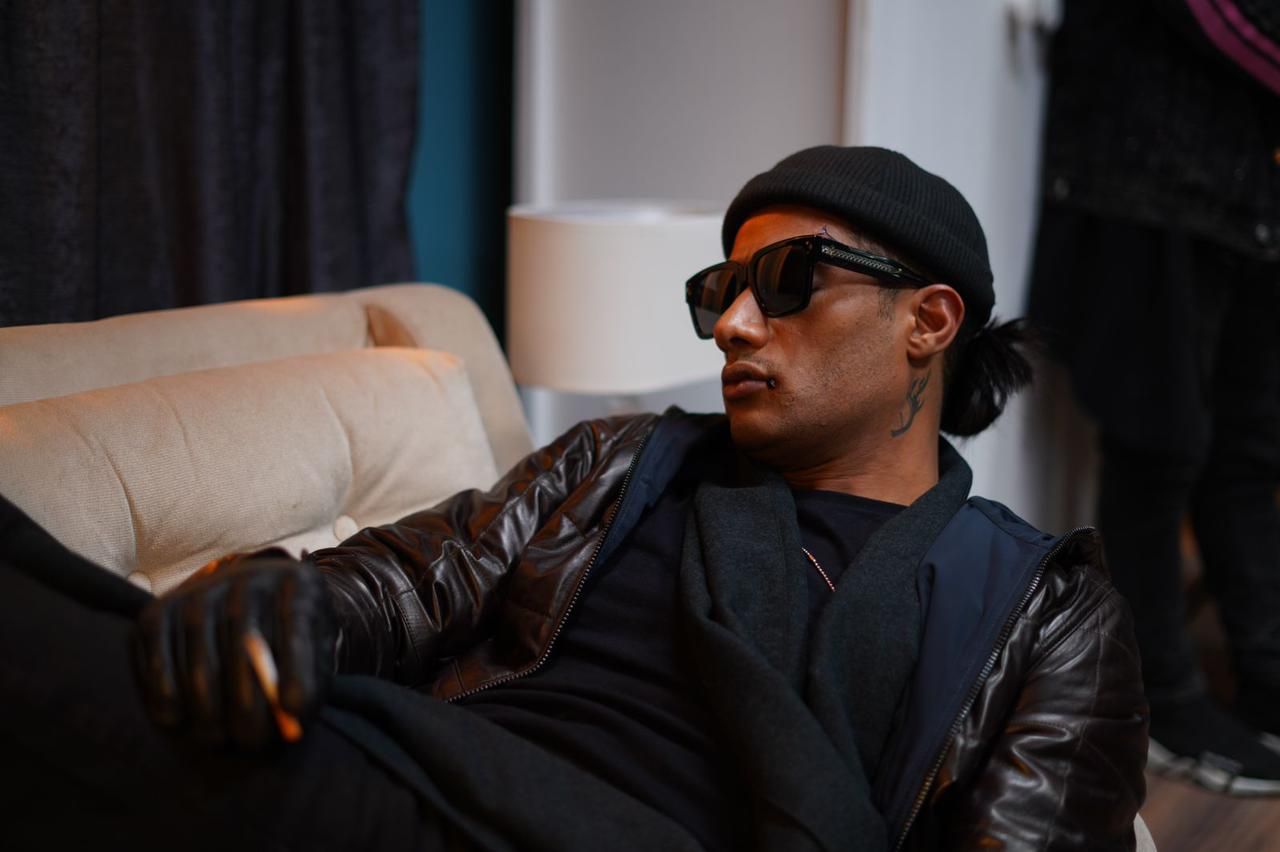 هارلي يجمع محمود حميدة بمحمد رمضان