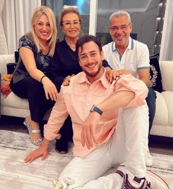 شاهد .. مصطفى الآغا يُساند سعد لمجرد: "رفقاً بالبشر يا بشر"