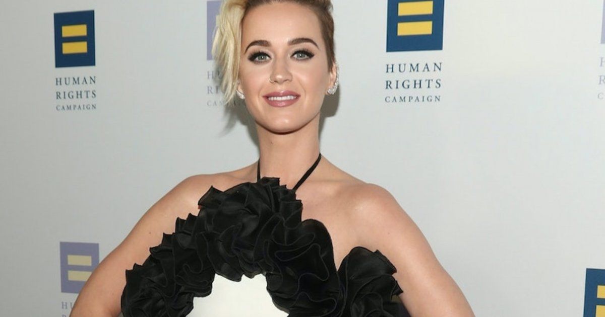 شاهد .. متسابق في برنامج "American Idol" يكشف سبب تعرضه لصدمة من قبل كايتي باري