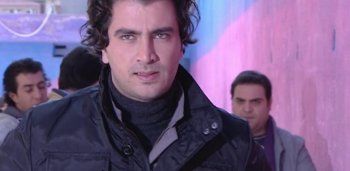 شاهد .. معتصم النهار لا يشبه نفسه بهذه الصورة