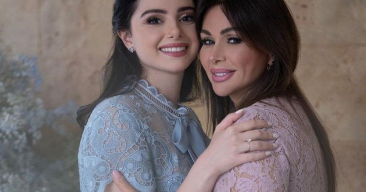 شاهد .. سعر مرتفع لفستان كوليت زوجة عاصي الحلاني الذي ارتدته في خطوبة ابنتهما ماريتا