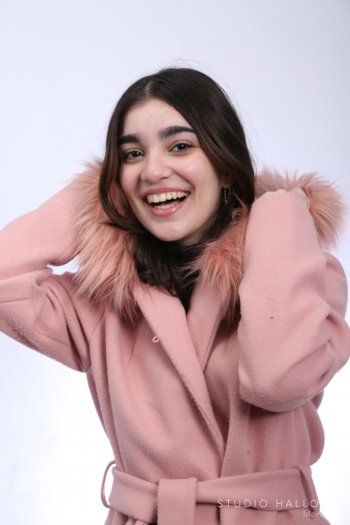 شاهد .. خاص- بعد تفوقها في ذا فويس الكندي .. كريستا ماريا : أتمنى أن أحمل لبنان بصوتي كما قلبي في كل دول العالم