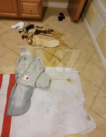 شاهد .. بالصور - مسرح جريمة آرون كارتر