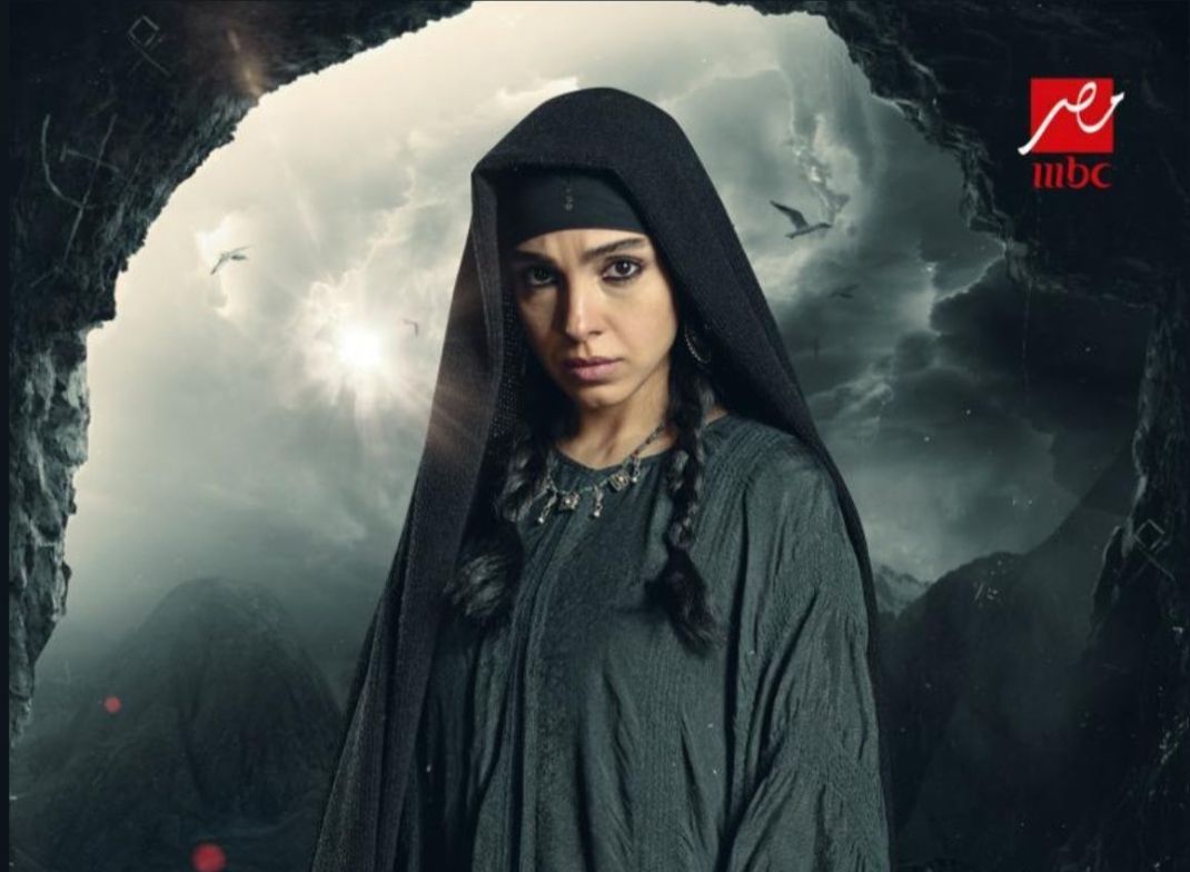 سلمى أبو ضيف تروج لمسلسل ” المداح أسطورة العشق”