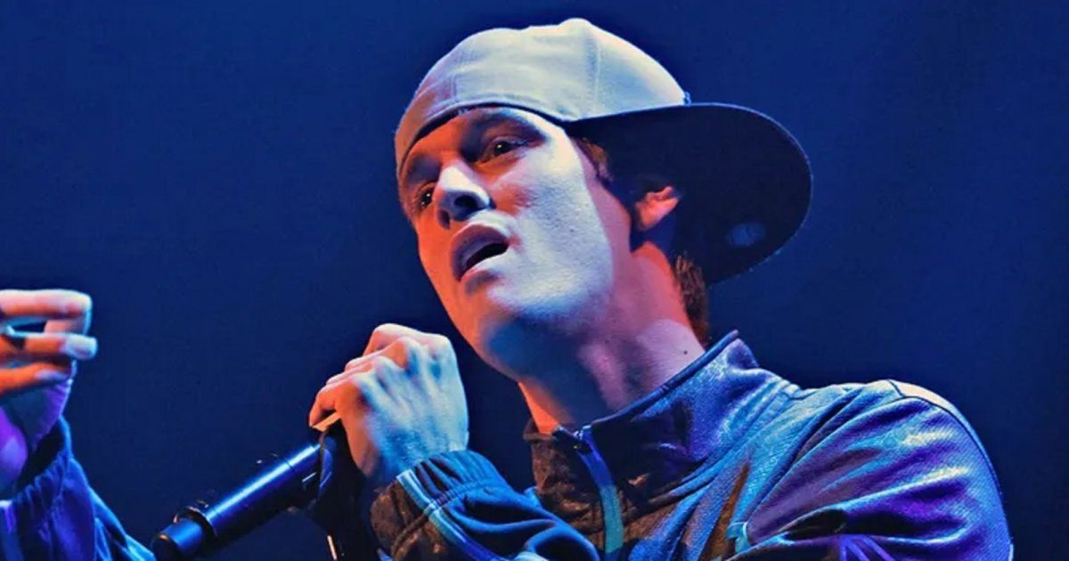 شاهد .. بالصور - مسرح جريمة آرون كارتر