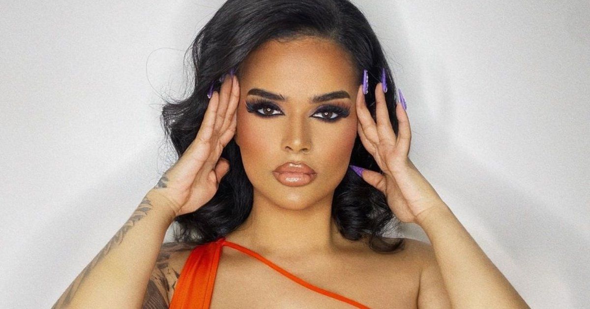 شاهد .. رهف القنون بصورة خادشة للحياء.. وأجرت عملية تكبير صدر