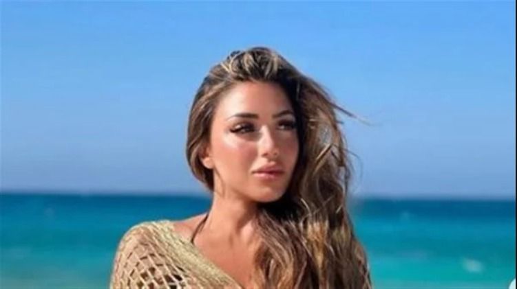 الصيف لسه مجاش ياسارة تقلي هدومك تاني