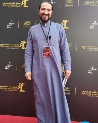 فنان سعودي يطير بجناحيه فرحاً لأنه دخل السينما المصرية