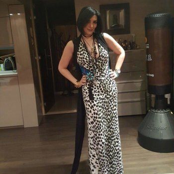 شاهد .. بالصور- جولة في منزل حورية فرغلي الخيالي.. والجمهور يشيد بذوقها الرفيع