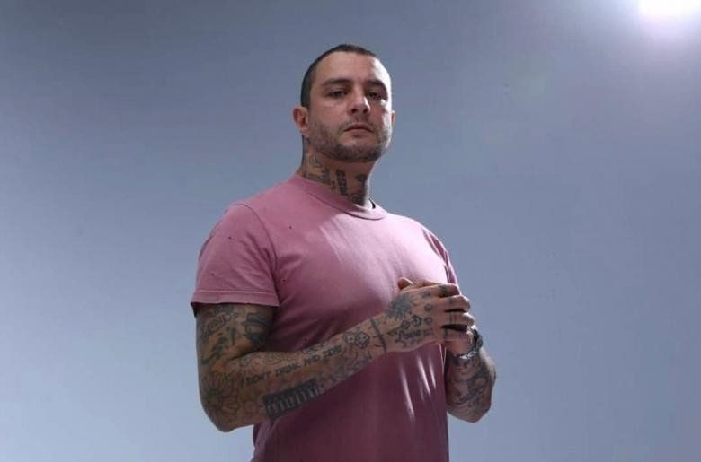 شاهد .. أحمد الفيشاوي بمفاجأة جديدة للجمهور-بالصور