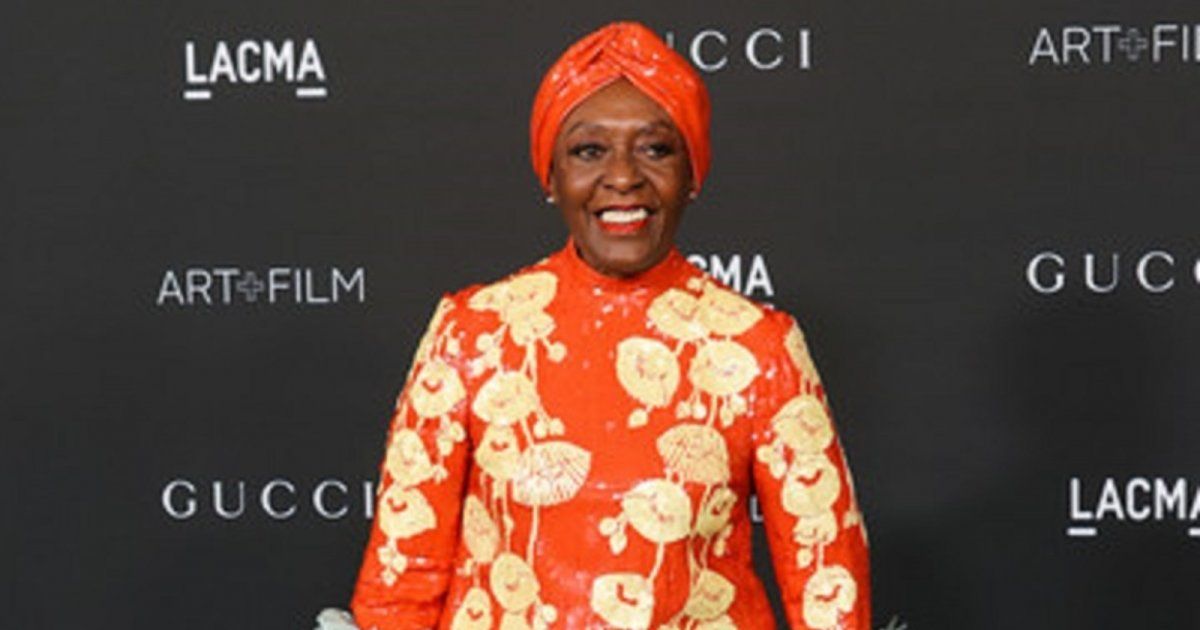 شاهد .. كيف كافحت بيثان هارديسون من أجل التنوع في الموضة؟