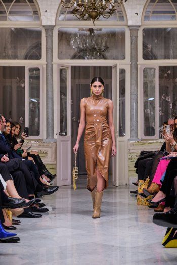 شاهد .. عرض أزياء مرجان لخريف وشتاء 2024-2023 يضيء سماء بيروت