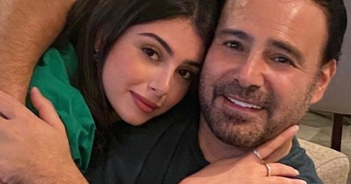 شاهد .. بالصورة-عاصي الحلاني يحتضن ابنته ماريتا بحنان ويوجه هذه المعايدة بيوم المرأة العالمي