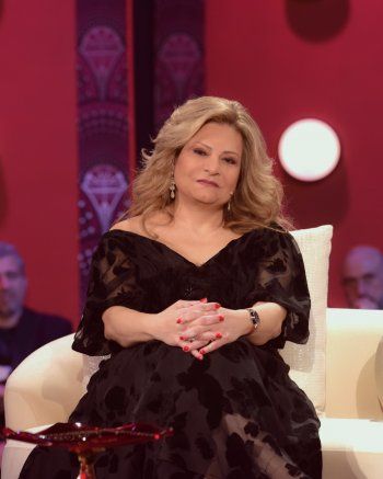 شاهد .. هلا المر ضيفة كارلا حداد في حلقة خاصة عن الفنانة الراحلة فريال كريم في "المسرح The Stage"