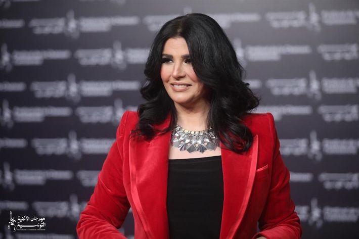 رفعتي راسنا : وزارة الثقافة التونسية تكرم الاعلامية منى الشاذلي