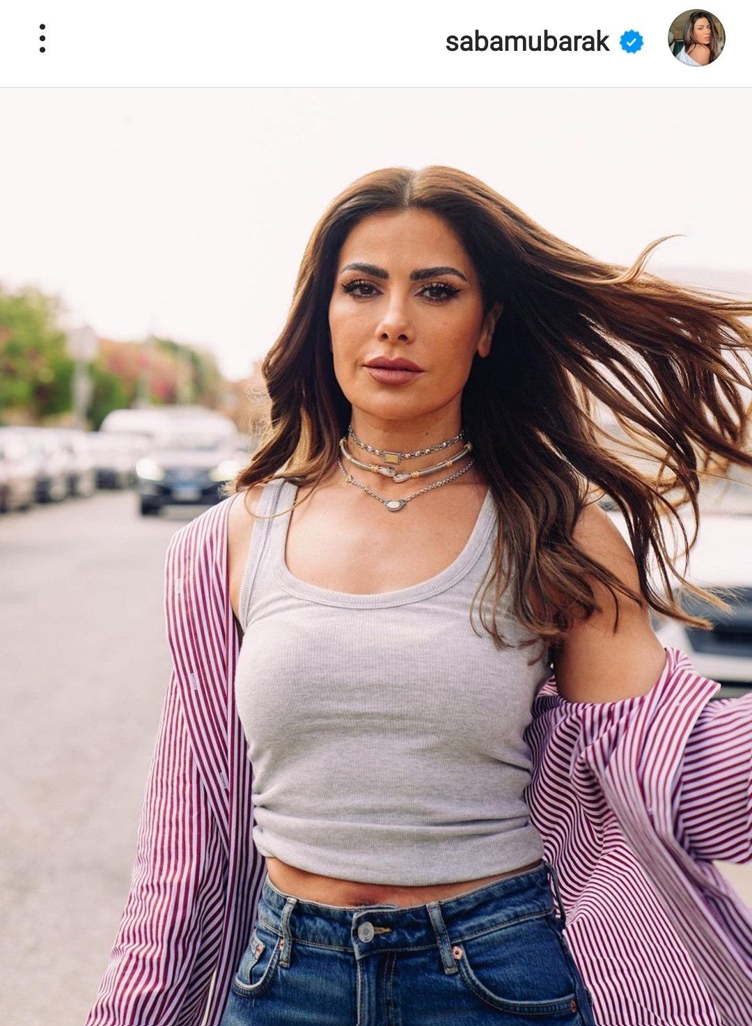 ببطن مكشوف .. صبا مبارك تخطف قلب جمهورها