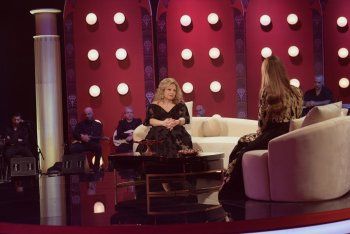 شاهد .. هلا المر ضيفة كارلا حداد في حلقة خاصة عن الفنانة الراحلة فريال كريم في "المسرح The Stage"