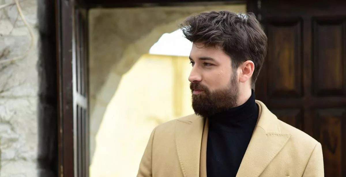 شاهد .. ألب نافروز يفاجئ النساء بهذا التصرف