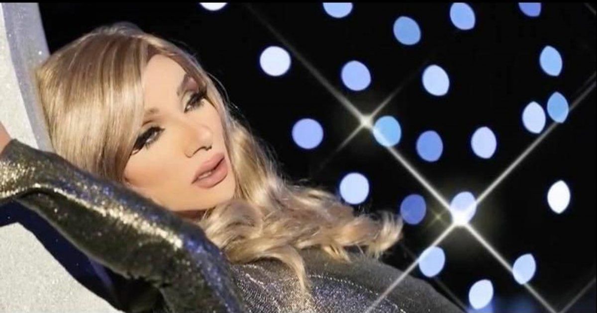 شاهد .. خاص- باسم فغالي يعلق على إرتدائه فستان نجوى كرم وهذا ما كشفه عن فريال كريم