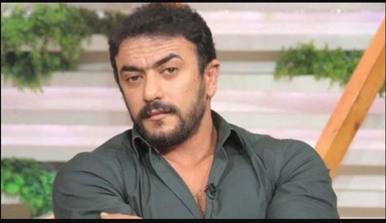 معجبة تثير غيرة ياسمين عبد العزيز : خدت العوضي بالأحضان – شاهد