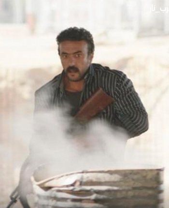 شاهد .. بالصورة - أحمد العوضي يلفت الأنظار في كواليس "ضرب نار"