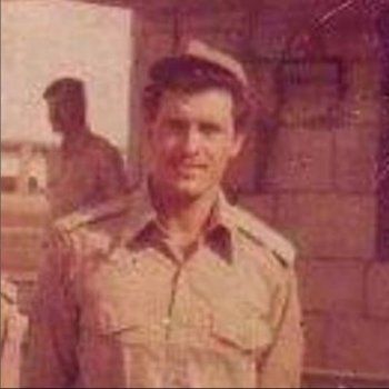 شاهد .. صورة نادرة لـ كاظم الساهر من فترة الخدمة العسكرية تجتاح السوشيال ميديا