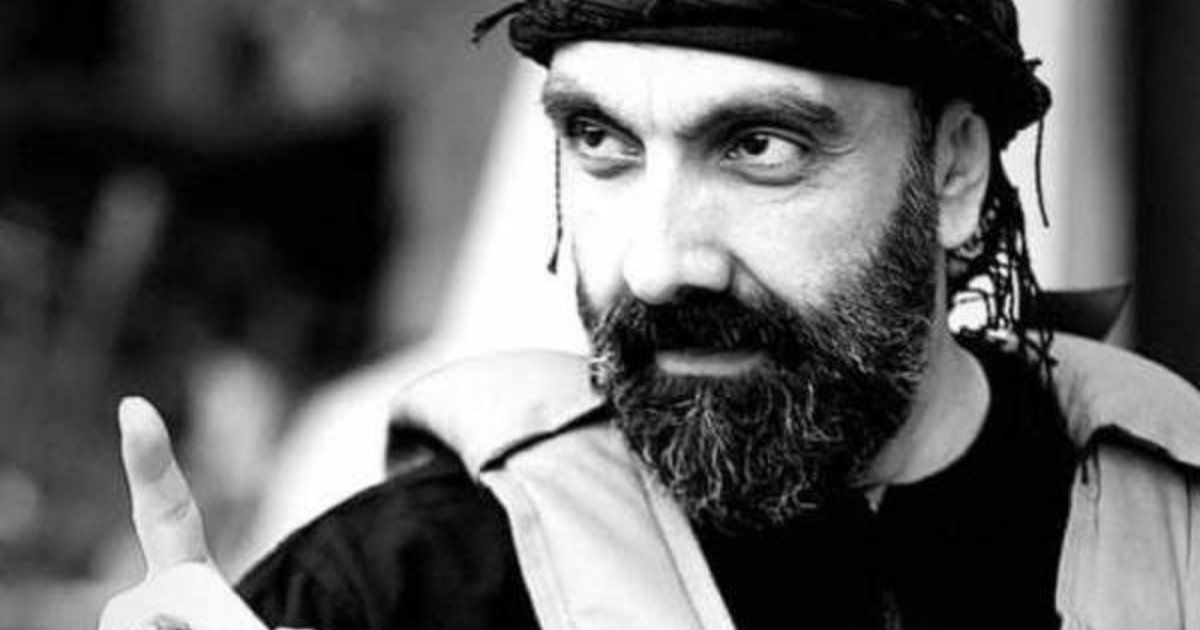 شاهد .. فيصل أسطواني يُفجع بوفاة والدته