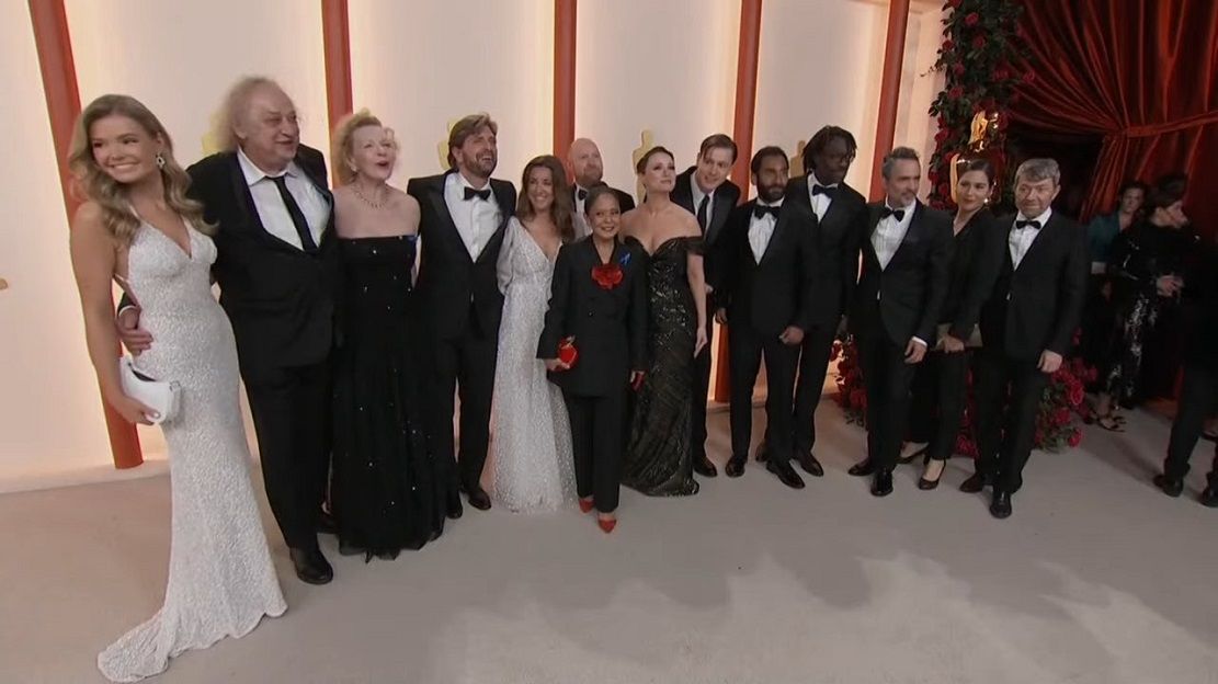 أوسكار 2023.. شاهد تألق نجوم الفن على السجادة الذهبية