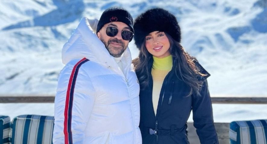 طليقك مفتوش أي حاجة ياأصالة : عايش أحلي أيام حياته مع حبيبته – صور