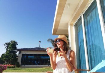 شاهد .. جولة في منزل أمل بوشوشة وزوجها اللبناني وليد عواضة الفخم - بالصور