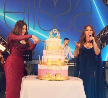 شاهد .. هيفا وهبي تعبر عن حبها لـ إليسا.. وهذه رسالتها