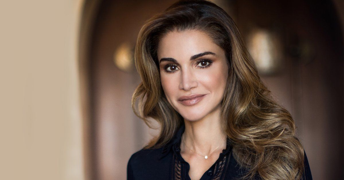 شاهد .. بالصورة - تعرفوا على عائلة الملكة رانيا العبد الله زوجة الملك الأردني