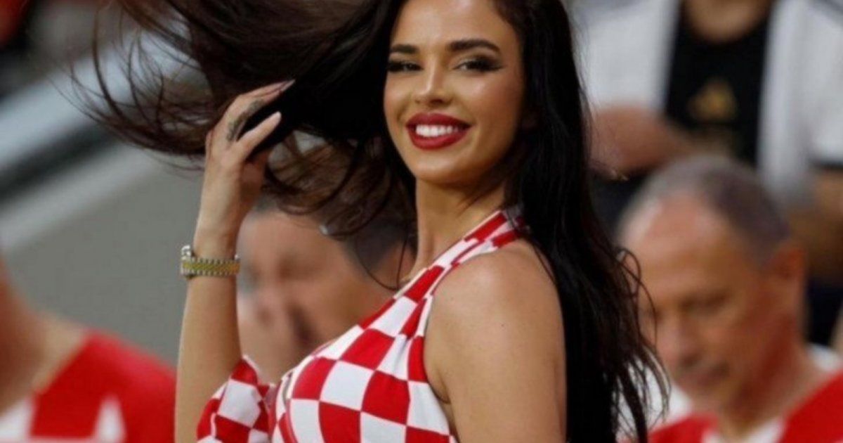 شاهد .. ملكة جمال كرواتيا توجه سؤالا للجمهور بملابسها الجريئة