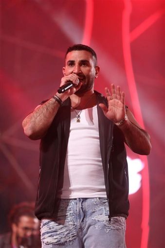 بهدلة بحفلة احمد سعد في عين شمس : اغماء وتحرش