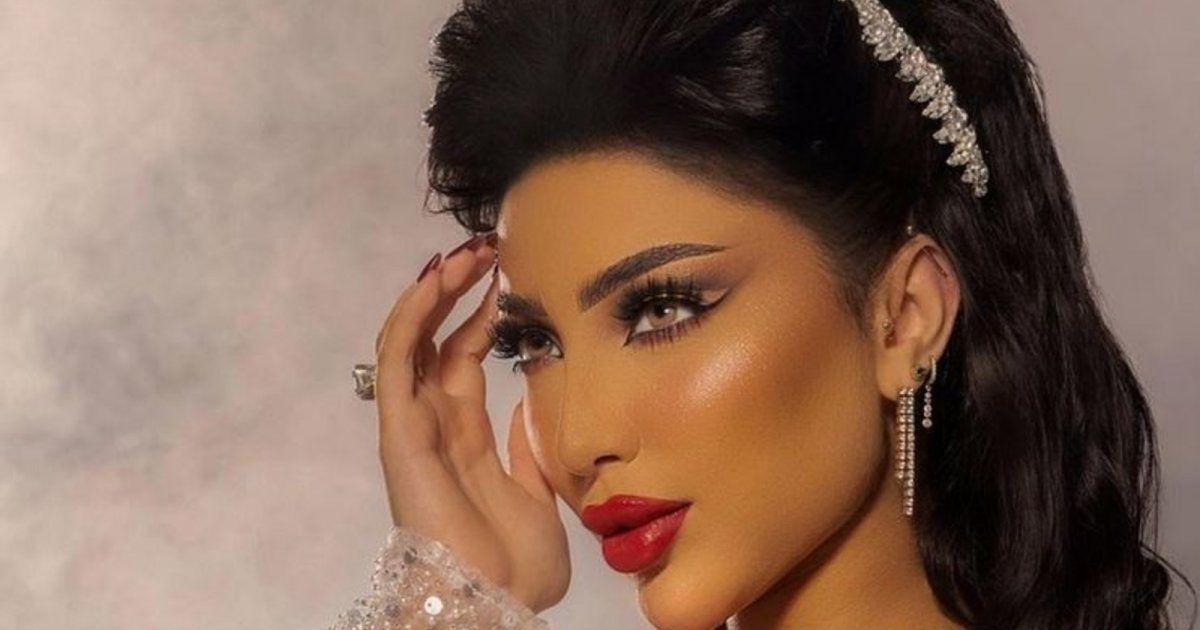 شاهد .. دنيا بطمة تتعرض للسخرية بسبب حجم وجهها وشكله بعد تعريض حنكها