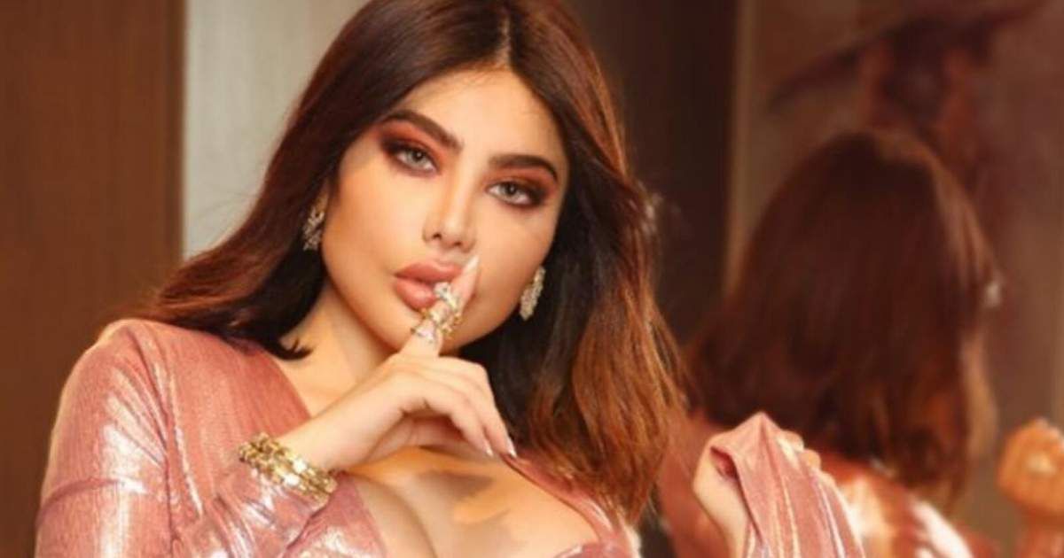 شاهد .. أنجي خوري تطلب من محبيها مشاهدة فيديوهاتها "الساخنة" - بالصورة