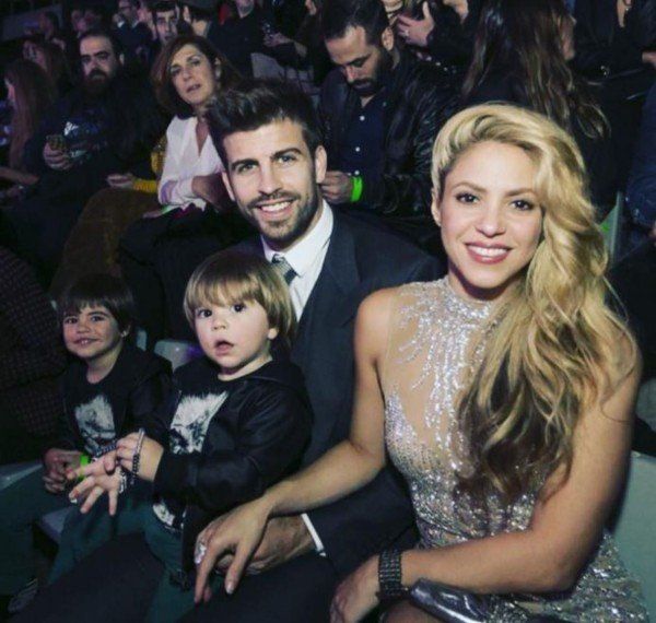 شاهد .. بعد إنفصال شاكيرا عن جيرارد بيكية.. منزلهما الفخم معروض للبيع إكتشفوا سعره