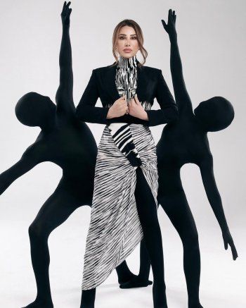 شاهد .. نجوى كرم بال الجمهور بـ "10 دقائق".. وهذا ما كشفته