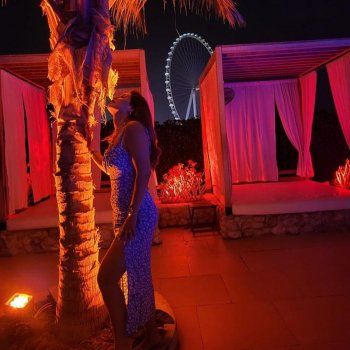 شاهد .. بالصور- إطلالة مميزة.. منة فضالي تتألق من عطلتها الصيفية