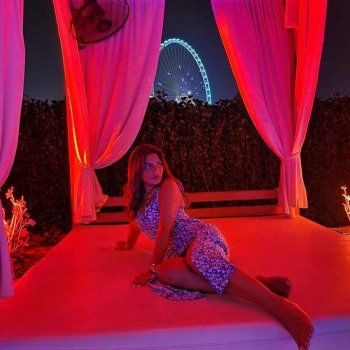 شاهد .. بالصور- إطلالة مميزة.. منة فضالي تتألق من عطلتها الصيفية