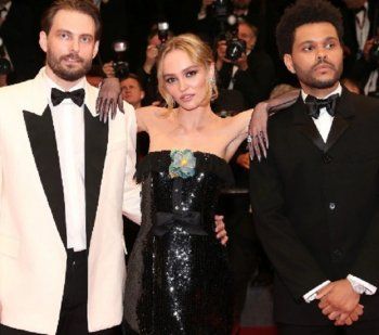 شاهد .. بالصورة - ليلي روز ديب تتألق في مهرجان كان السينمائي برفقة ذا ويكند