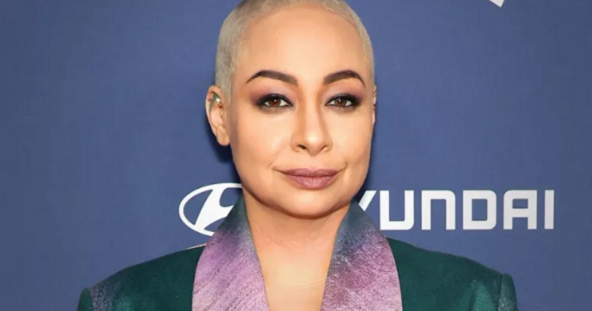 شاهد .. رايفن سيمون جعلت كل من واعدته أن يوقع إتفاقية عدم الإفشاء.... ماذا عن زوجتها