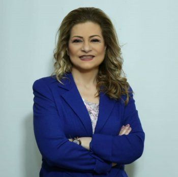 شاهد .. خاص - هلا المر : شيرين عبد الوهاب نجمة مصر الأولى .. ونادين الراسي استُهلكت في الحديث عن مصائبها في الإعلام