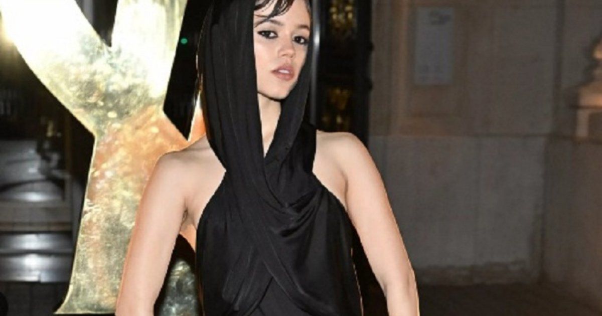 شاهد .. موضة الفساتين مع غطاء للرأس.. الهوس الجديد للمشاهير