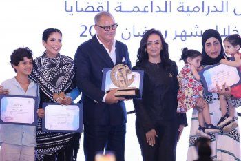 شاهد .. بالصور - جائزة جديدة في رصيد منى زكي لدورها في "تحت الوصاية"