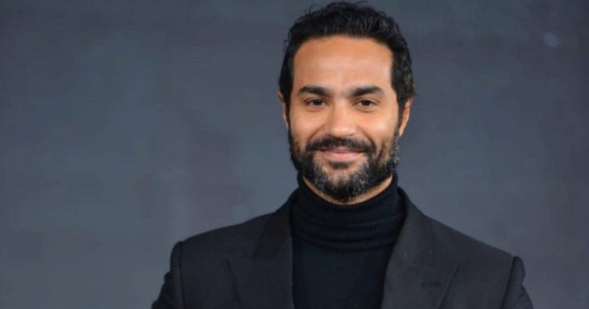 شاهد .. كريم فهمي يعترض على السخرية من اعتزال ميرهان حسين