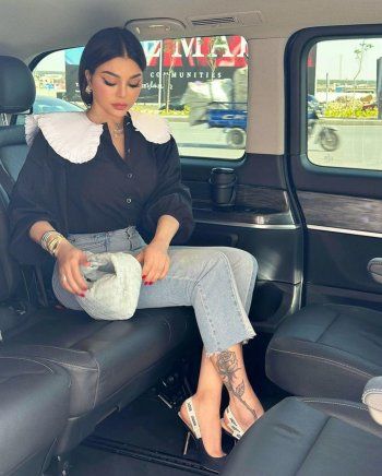 شاهد .. بالصور- بإطلالة تحبس الأنفاس..هيفا وهبي تتألق مع الورد الأحمر