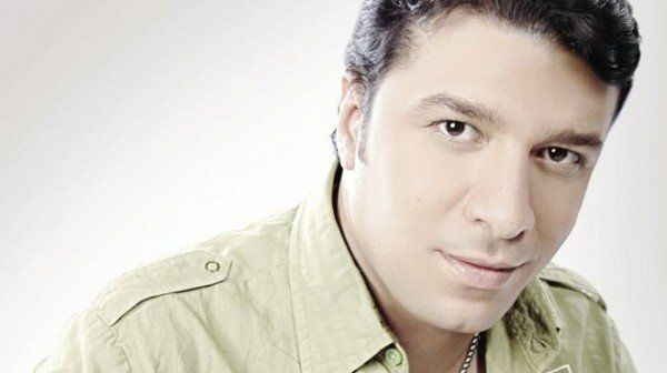 شاهد .. بالوثائق - مصطفى كامل يفتح النار ويعلن عن مفاجآت على نقيب موسيقيين سابق