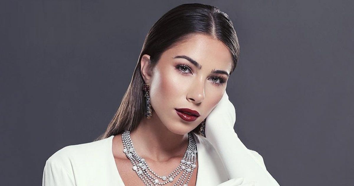 شاهد .. بالفيديو- دانييلا رحمة تتألق بإطلالة أنيقة وتخطف الأنظار